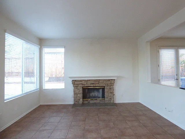 1959 Versailles Rd — Photo 5