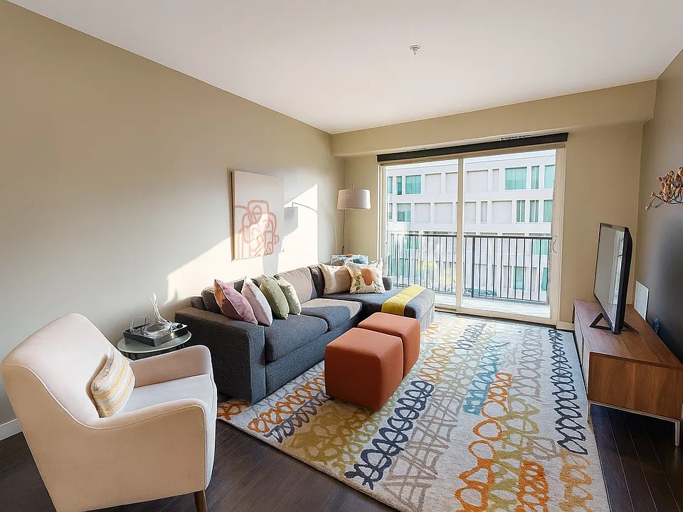 222 Hennepin