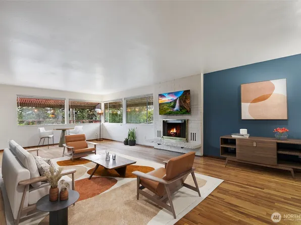 3041 24th Avenue W, Seattle, WA 98199