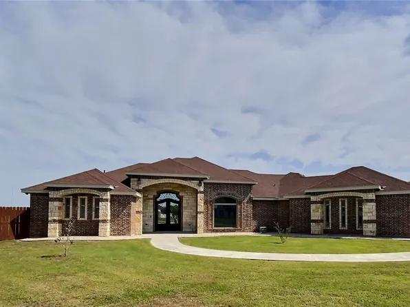 4142 Carlos Circle, Kingsville, TX 78363