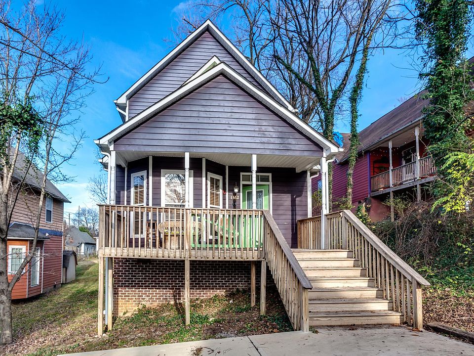 1st image of 1362 Shepard St