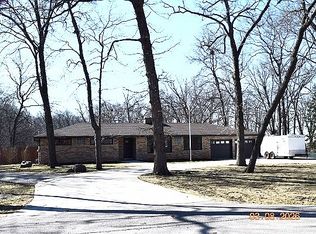 13501 W Greenview Dr, Wadsworth, IL