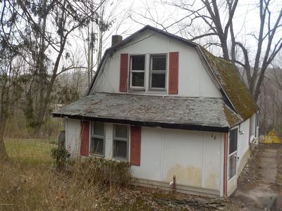 16 Washington St, Dallas, PA, 18612