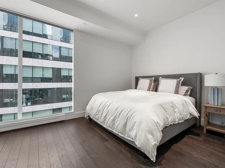 22 Liberty Dr #9G — Photo 15