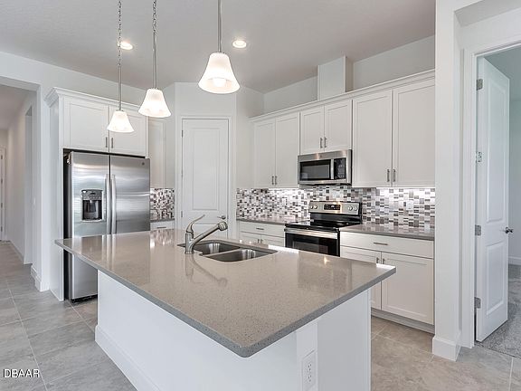 4th image of 6245 Woodhaven Village Dr