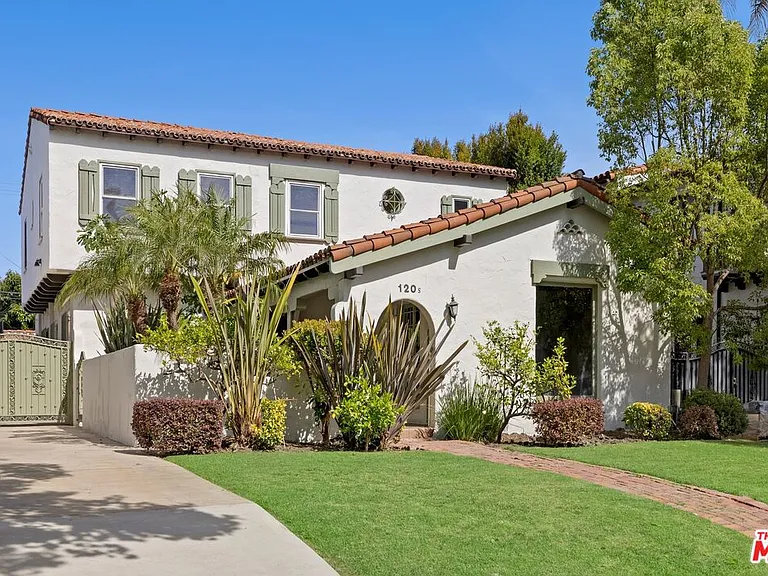 120 S Poinsettia Pl — Photo 2