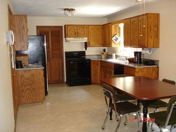 2nd image of 612 Shawn Dr