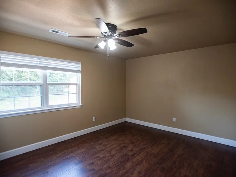 253 Ecology Dr — Photo 13