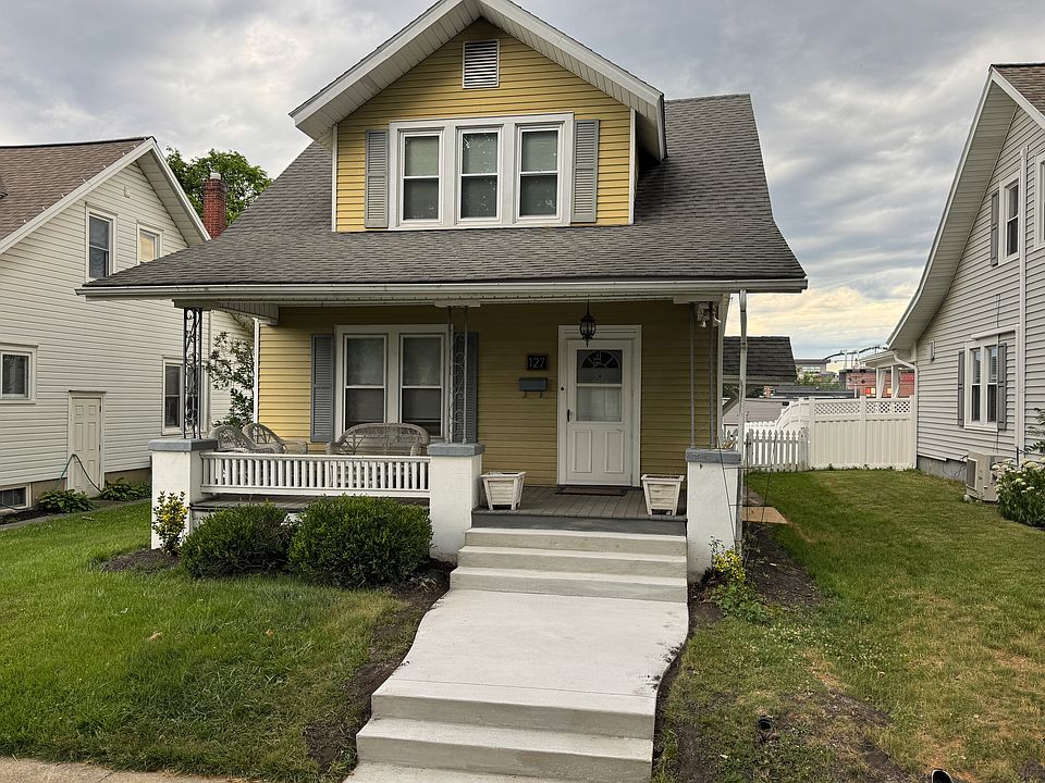 1st image of 127 W Caracas Ave