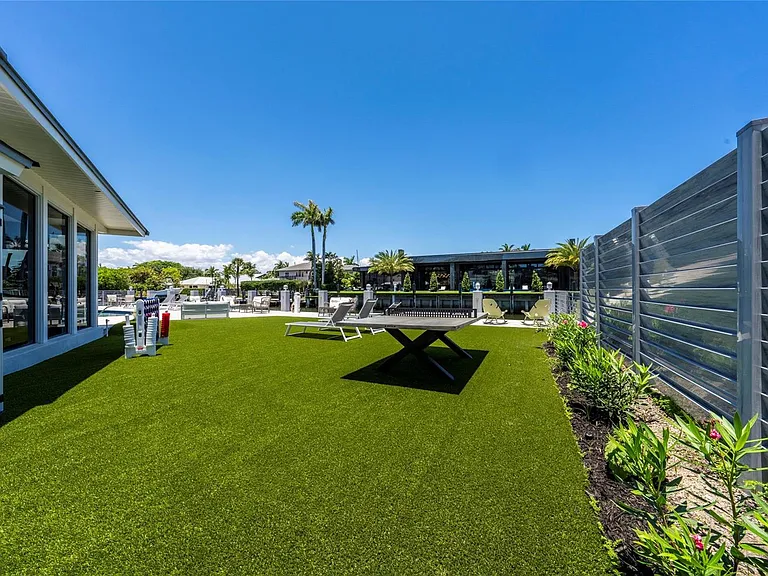 2523 Castilla Isle — Photo 43