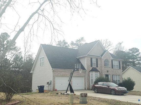 3rd image of 4025 Evening Shade Dr