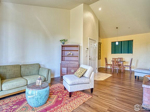 4th image of 804 Summer Hawk Dr #11-302