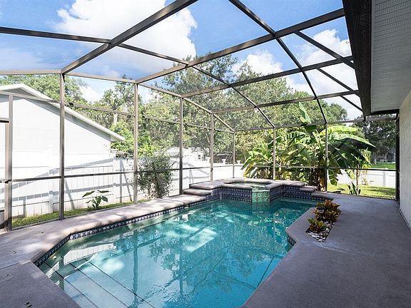 4th image of 116 QUAIL RIDGE COURT