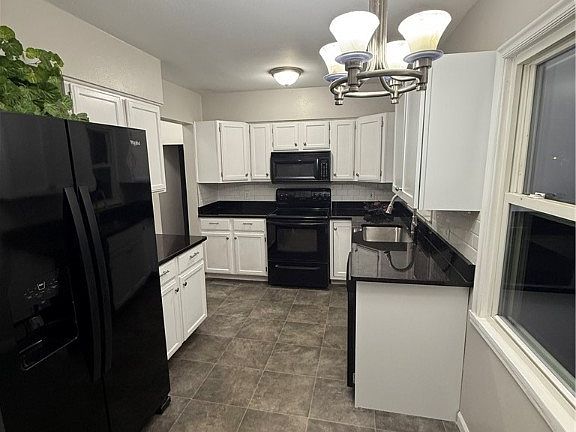 5th image of 2343 23rd St