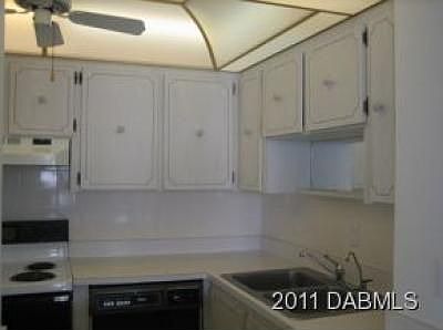 3rd image of 3043 S Atlantic Ave #M050