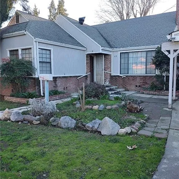 65 Gurnsey Ave — Photo 1