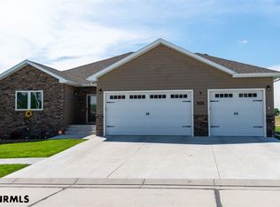 3624 Maple Dr, Scottsbluff, NE 69361