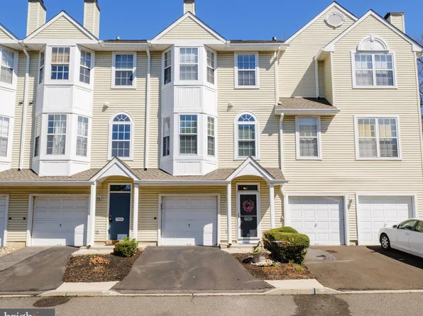 7505 Juniper Ln, Palmyra, NJ 08065