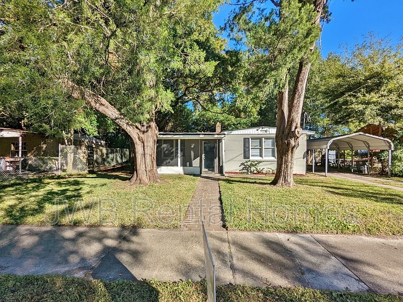 1st image of 2567 Beaverbrook Pl