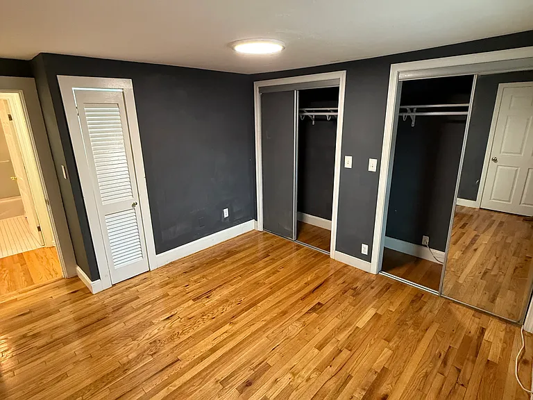 18 Pine St #1 — Photo 17