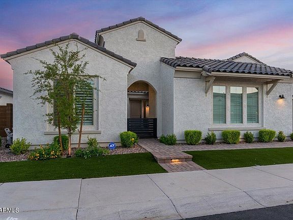 2nd image of 3011 E DALEY Lane