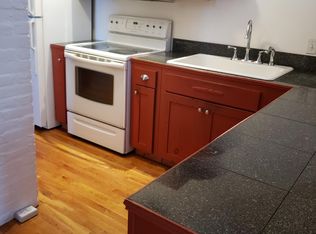 49 7th St APT 2, Cambridge, MA 02141