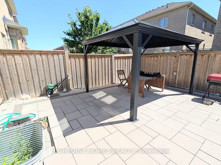 1506 Mendelson Hts #UPPER — Photo 15