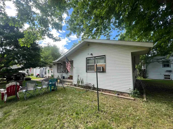 1905 English St, Rock Falls, IL 61071