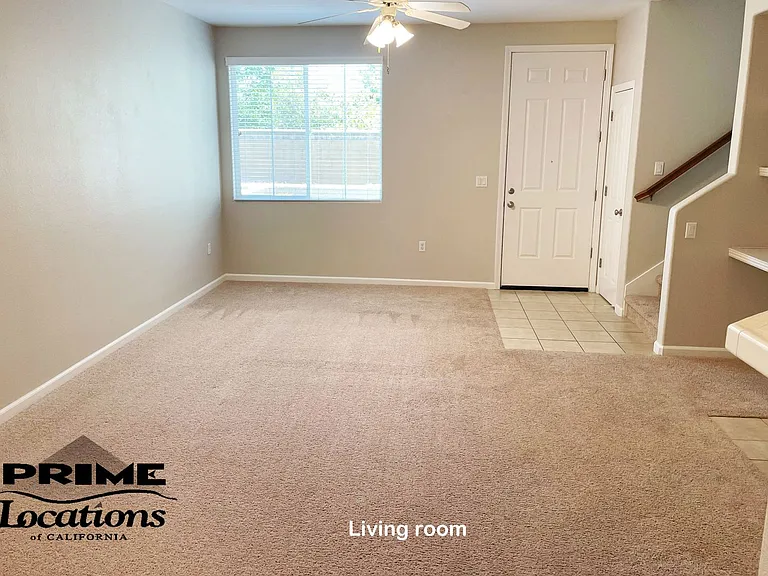 506 Dante Cir — Photo 2