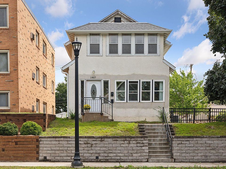 1st image of 1807 Johnson St NE