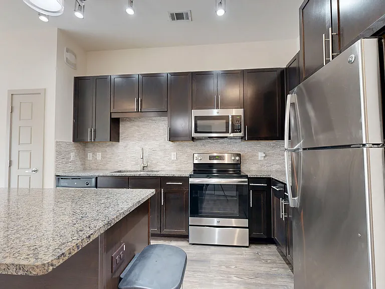 The Flats at Palisades — Photo 106