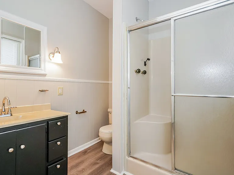 112 Bush Ave — Photo 15