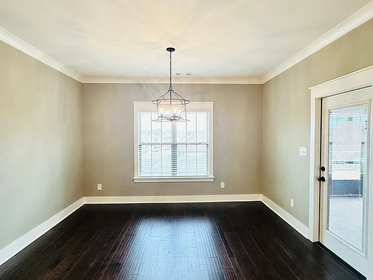 102 Twisted Laurel Ln — Photo 12