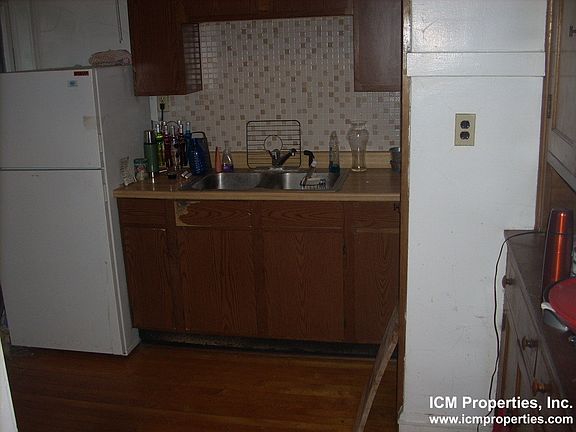 3rd image of 4535 N Leavitt St #45412