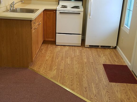 3rd image of 2341B W 5th St