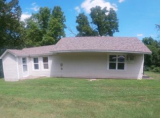 1134 Davidson St, West Plains, MO 65775