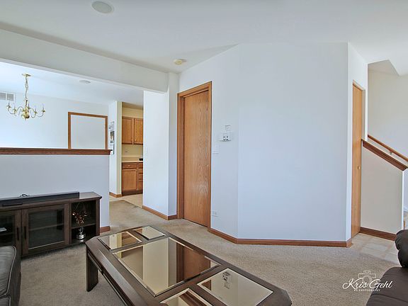 5th image of 39301 N Melbourne Ct