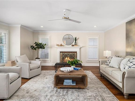 5th image of 1827 Hermitage Pl