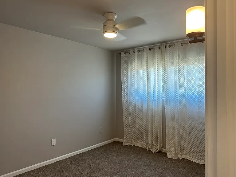8657 Rumson Dr — Photo 2