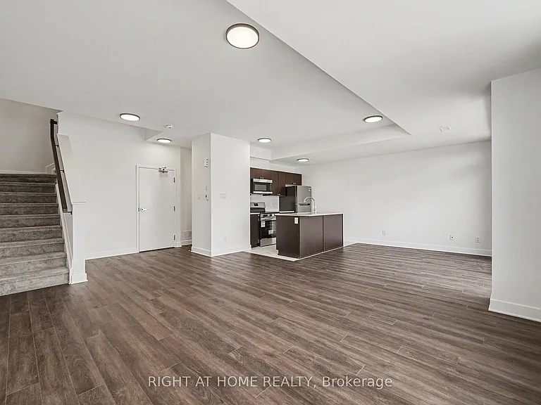 1055 Cedar Creek Dr #1 — Photo 17