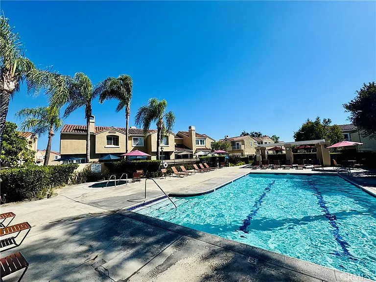 2444 Paseo Circulo — Photo 17