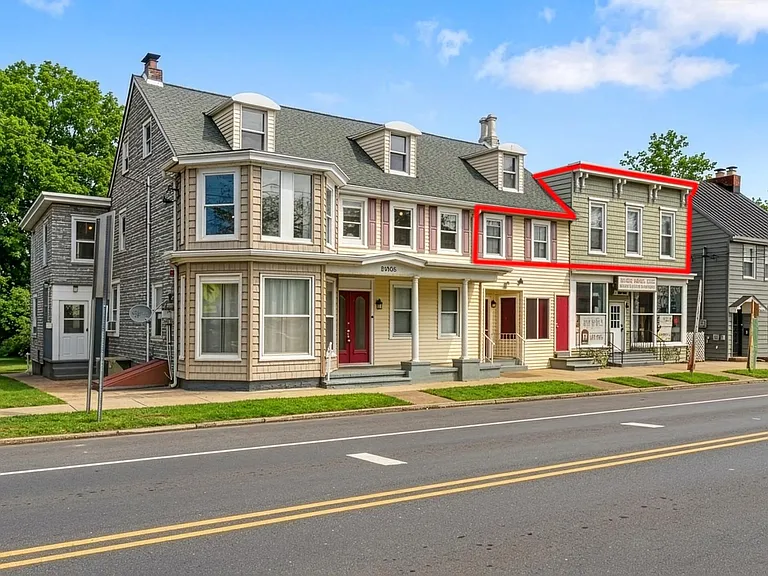 24369 W Main St #D — Photo 2