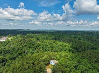 1 Drennon Dr, Eureka Springs, AR 72632