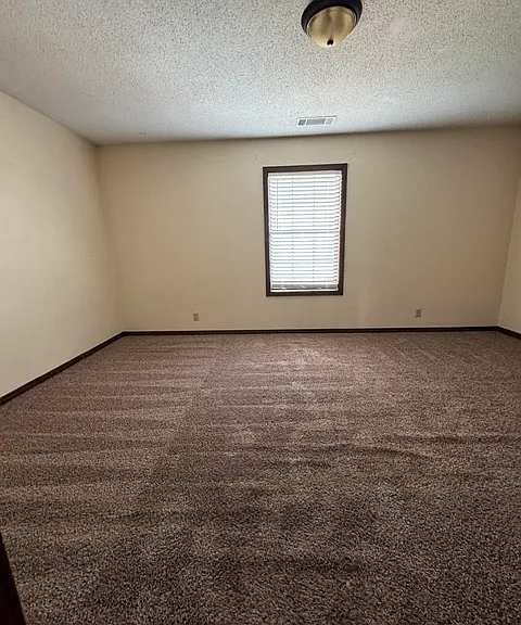1252 Pleasant Valley Rd #8 — Photo 9
