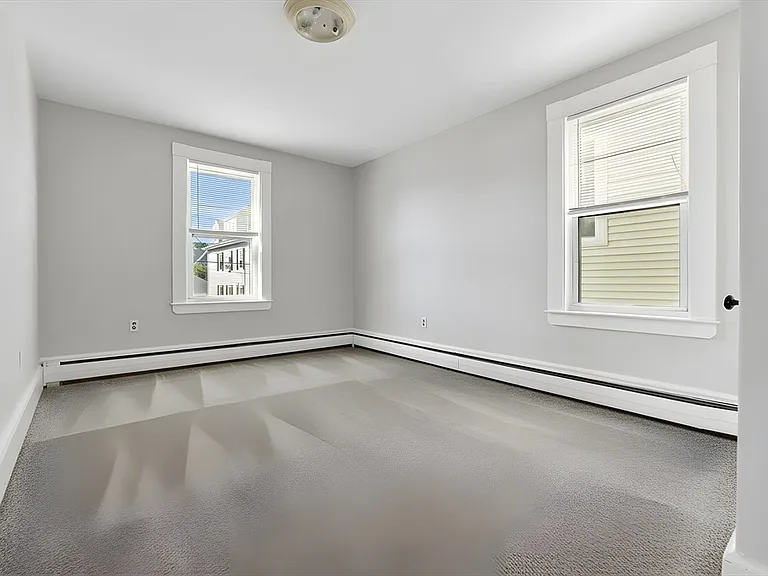 4 Horton St #2 — Photo 9