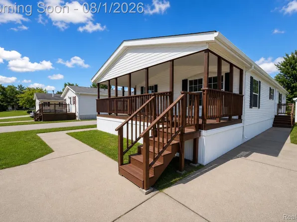 305 Aspen Ln, Dundee, MI 48131