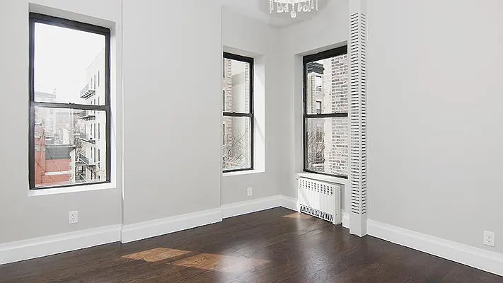 Sold by Fenwick Keats Real Estate | media 8