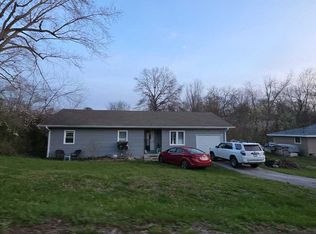 13 Hillside Dr, Nixa, MO 65714