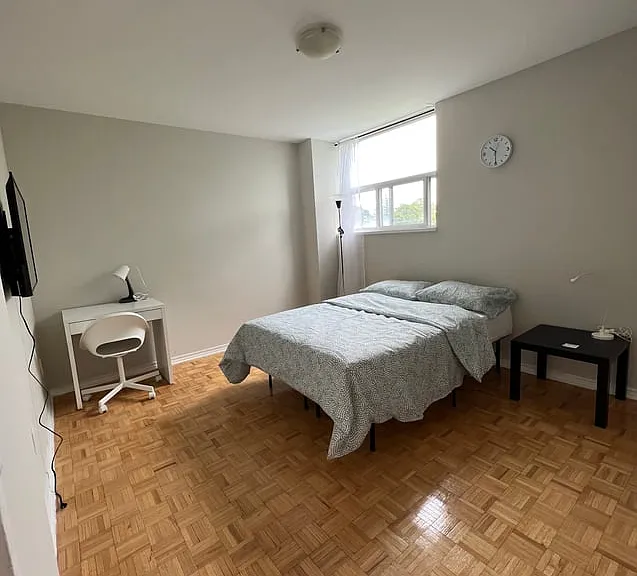 280 Wellesley St E #418B — Photo 1