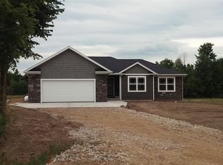 5955 Lakewood Dr, Davison, MI 48423